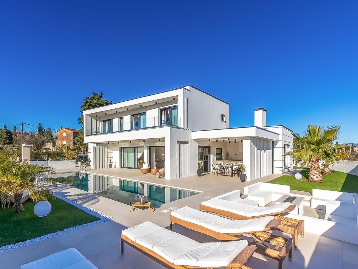 Villa Milly Vrh  Exterior foto