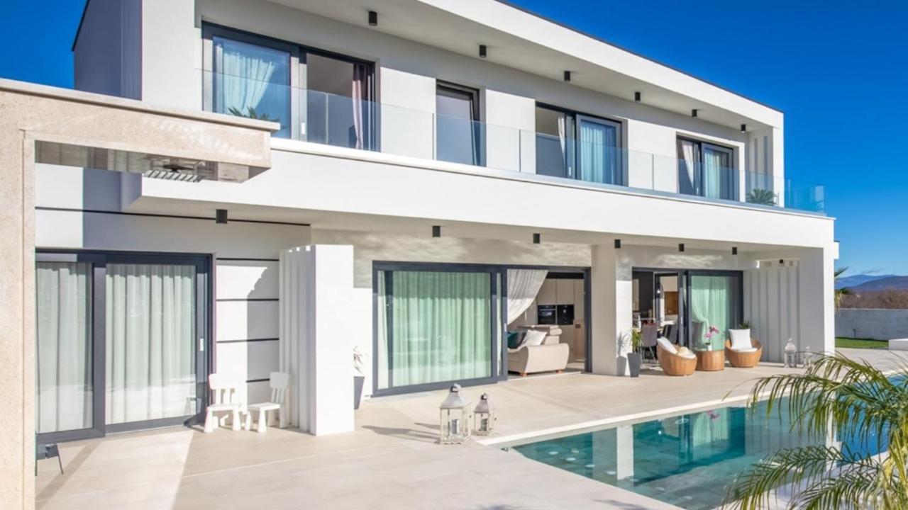 Villa Milly Vrh  Exterior foto
