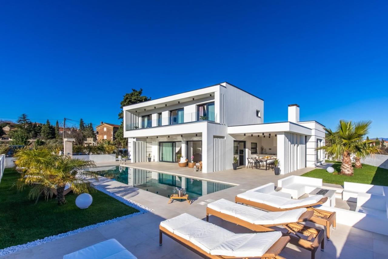 Villa Milly Vrh  Exterior foto