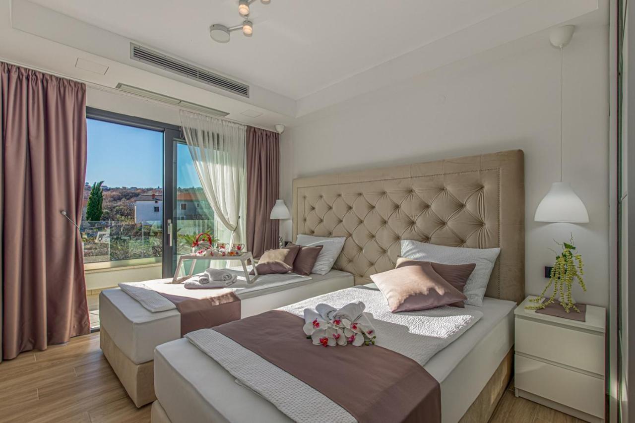 Villa Milly Vrh  Exterior foto